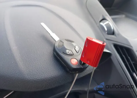 2014 Ford Escape Se z USA, uszkodzony, nr VIN 1FMCU0GX4EUD02956